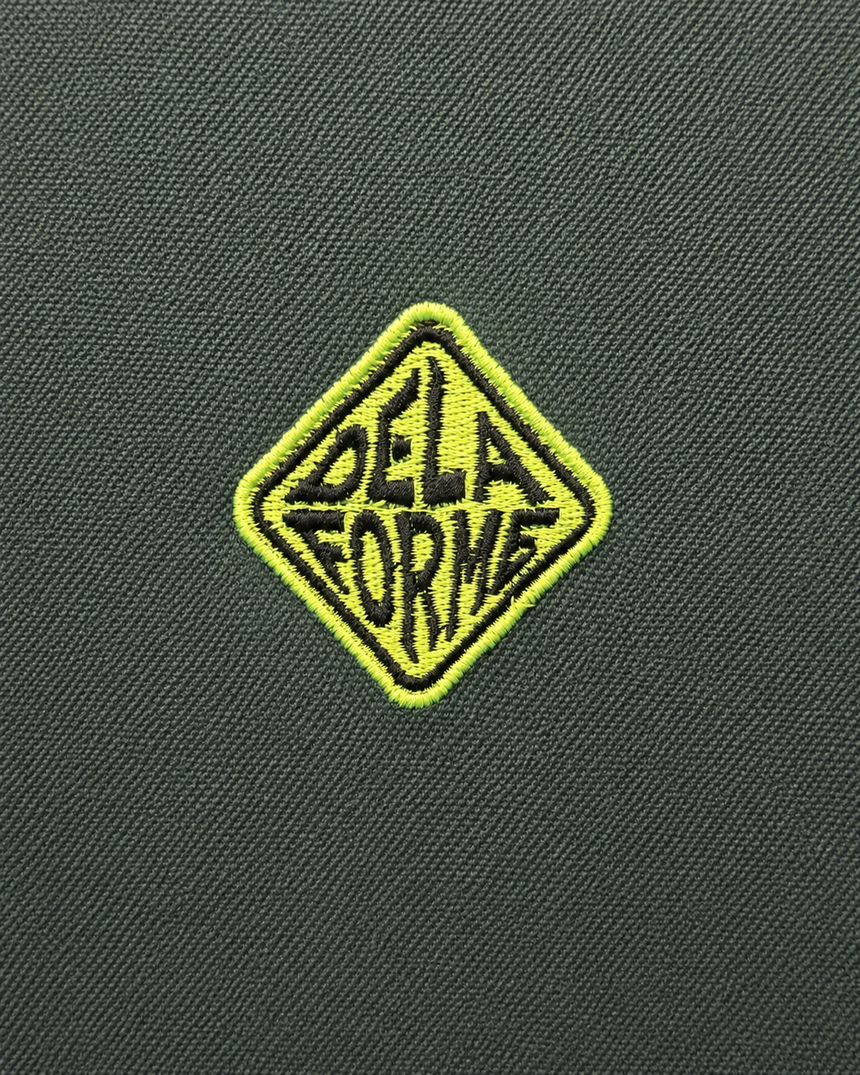 De La Forme Diamond Logo Quarter-Zip Pullover – Forest Green