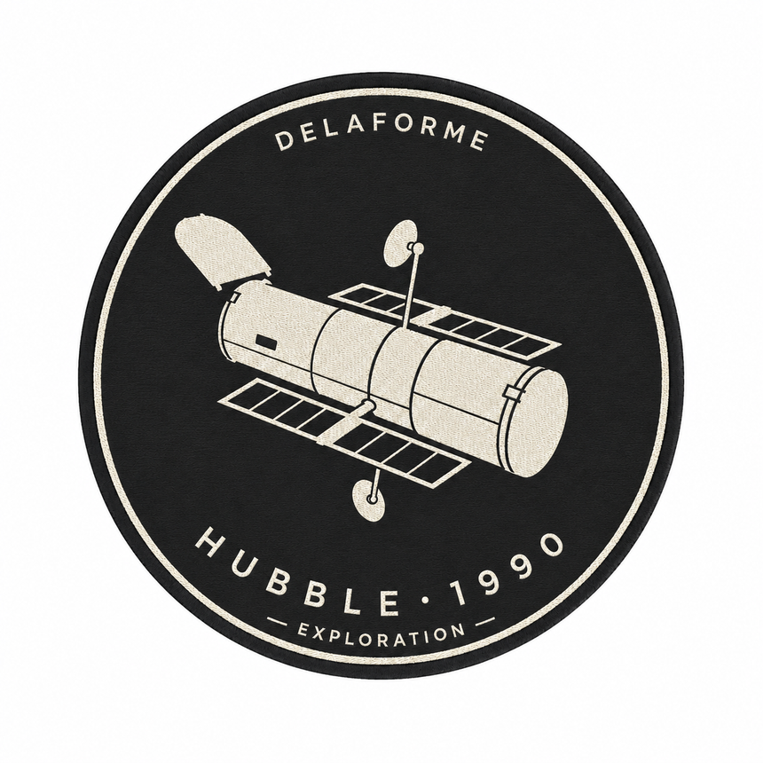 De La Forme Hubble Embroidered & Graphic Crewneck
