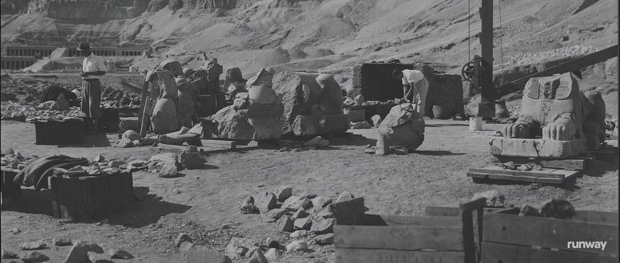 ARTEMIS DEER SKULL HOODIE